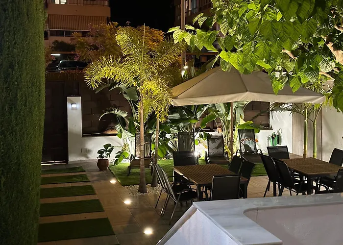 La Casita Garden By Sunset Apartment